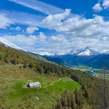 Madulain Alp Es-Cha Dadour Bed & Breakfast エクステリア 写真
