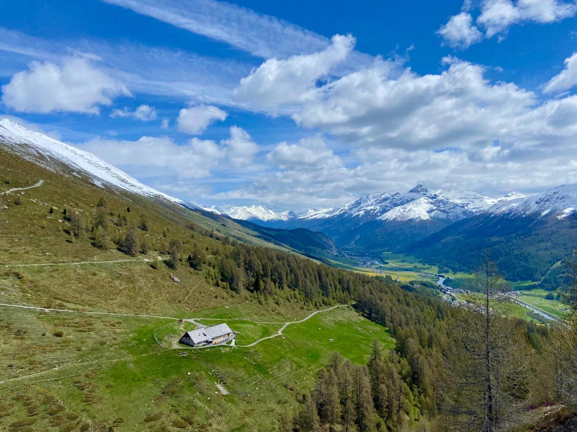 Madulain Alp Es-Cha Dadour Bed & Breakfast エクステリア 写真